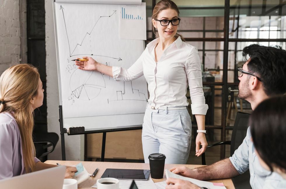 Вологжан приглашают на бесплатный вебинар «Создание рабочей бизнес-модели».