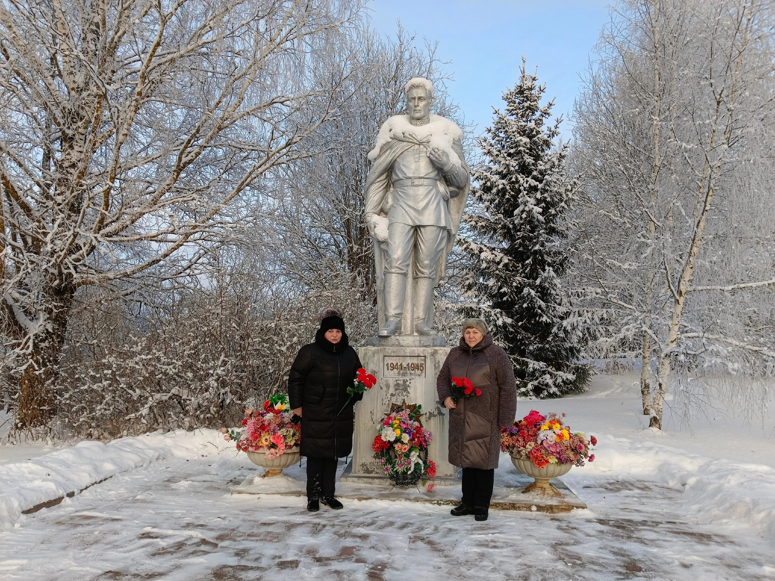 9 декабря страна ежегодно отмечает памятную дату великой истории России- День Героев Отечества.